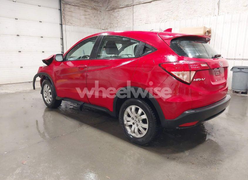 Photo 3 of 2017 Honda Hr-v LX (VIN 3CZRU6H3XHM714248)