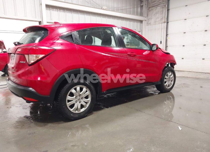 Photo 4 of 2017 Honda Hr-v LX (VIN 3CZRU6H3XHM714248)