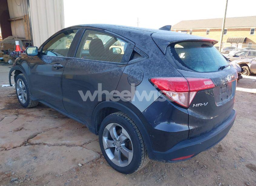 Photo 3 of 2018 Honda Hr-v LX (VIN 3CZRU6H3XJG700029)
