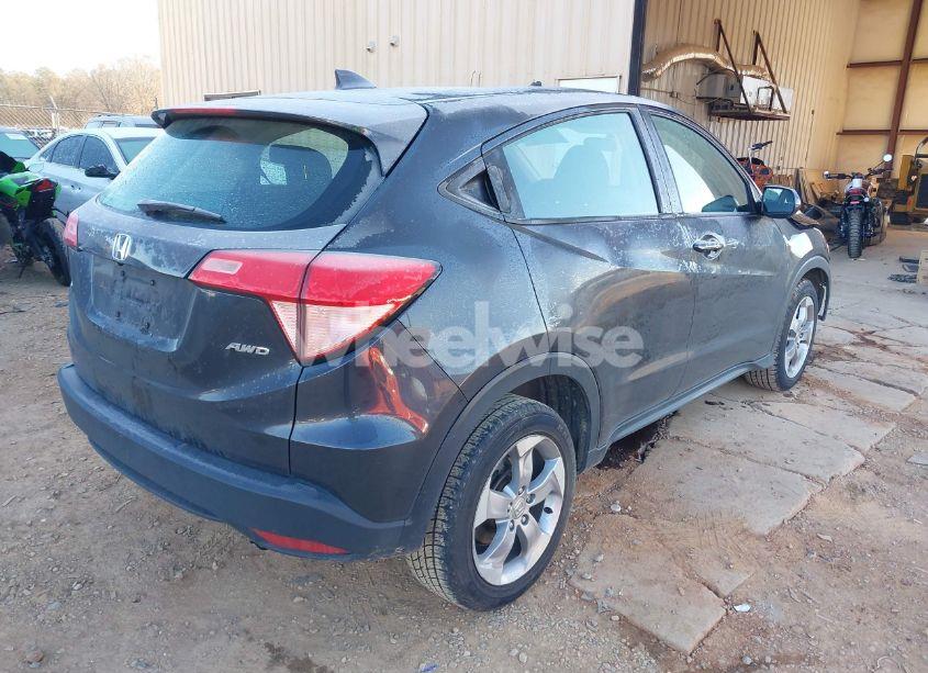 Photo 4 of 2018 Honda Hr-v LX (VIN 3CZRU6H3XJG700029)