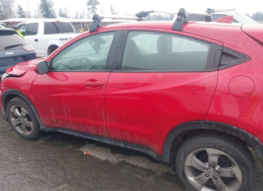 Photo 15 of 2018 Honda Hr-v LX (VIN 3CZRU6H3XJG700385)