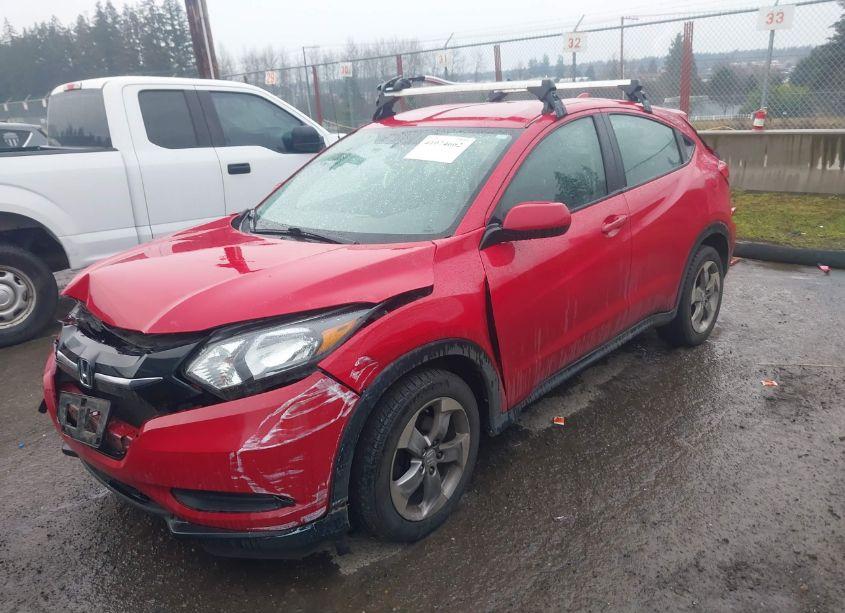 Photo 2 of 2018 Honda Hr-v LX (VIN 3CZRU6H3XJG700385)