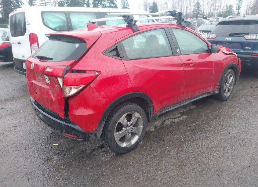 Photo 4 of 2018 Honda Hr-v LX (VIN 3CZRU6H3XJG700385)