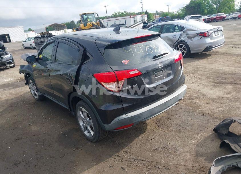 Photo 3 of 2018 Honda Hr-v LX (VIN 3CZRU6H3XJG721995)