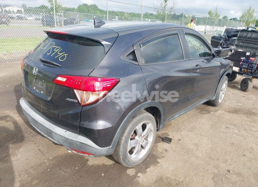 Photo 4 of 2018 Honda Hr-v LX (VIN 3CZRU6H3XJG721995)