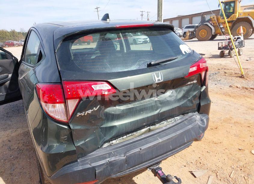 Photo 17 of 2018 Honda Hr-v LX (VIN 3CZRU6H3XJG727005)