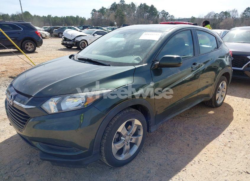 Photo 2 of 2018 Honda Hr-v LX (VIN 3CZRU6H3XJG727005)