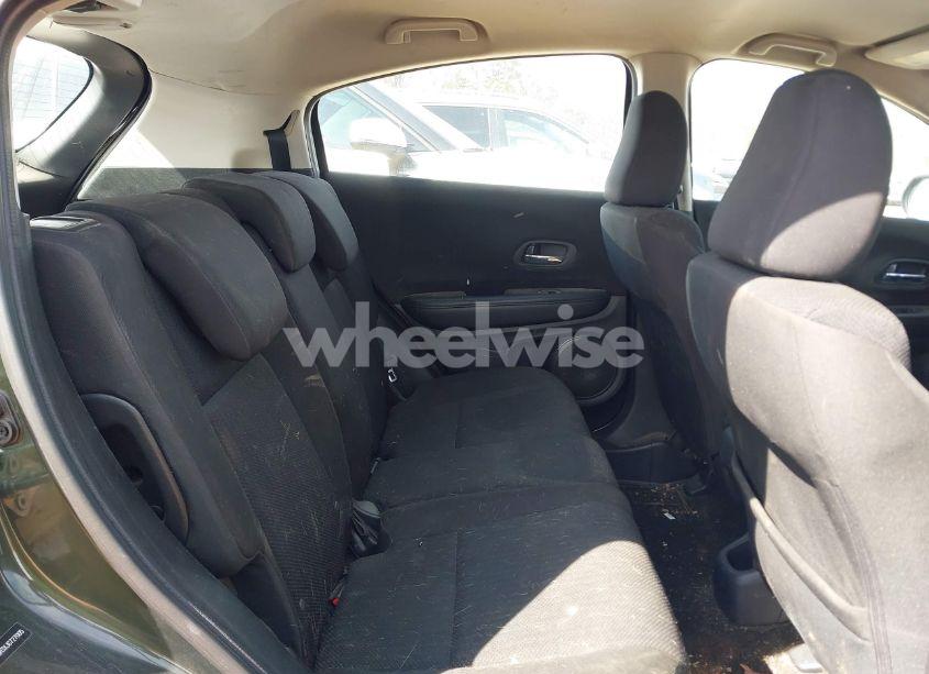 Photo 8 of 2018 Honda Hr-v LX (VIN 3CZRU6H3XJG727005)