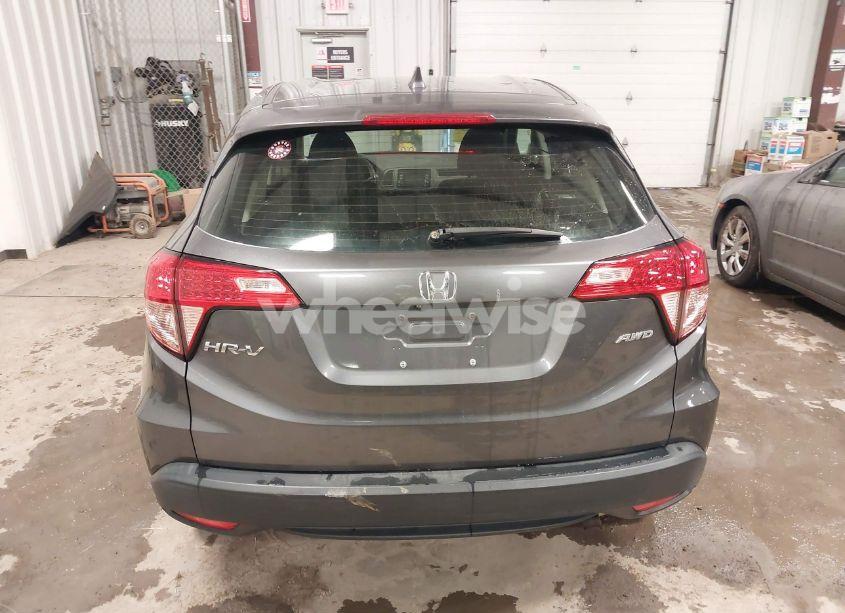Photo 16 of 2018 Honda Hr-v LX (VIN 3CZRU6H3XJM728768)