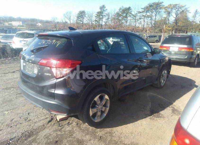 Photo 4 of 2018 Honda Hr-v LX (VIN 3CZRU6H3XJM729919)