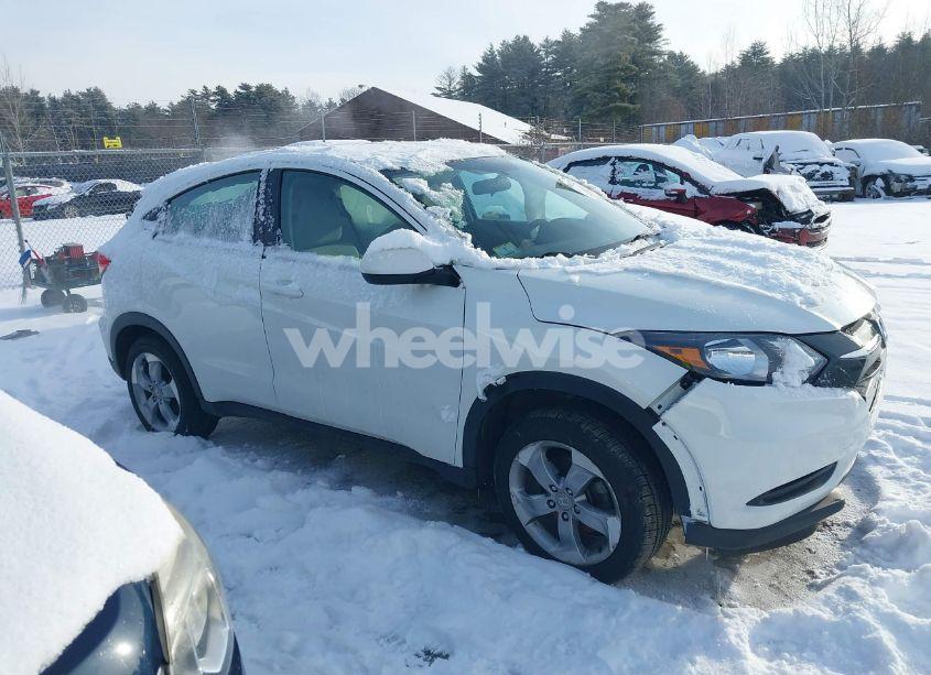 Photo 14 of 2018 Honda Hr-v LX (VIN 3CZRU6H3XJM731041)