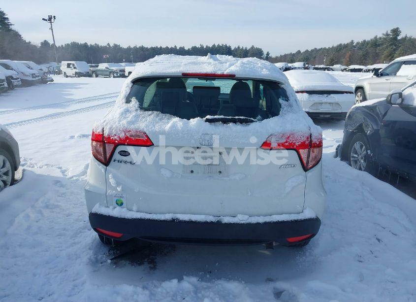 Photo 17 of 2018 Honda Hr-v LX (VIN 3CZRU6H3XJM731041)