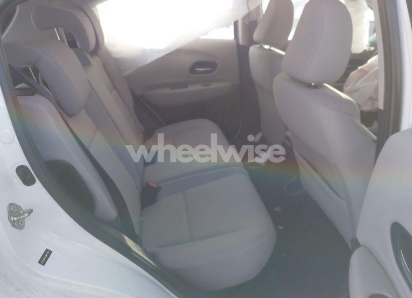 Photo 8 of 2018 Honda Hr-v LX (VIN 3CZRU6H3XJM731041)