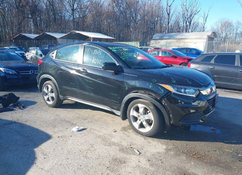 2019 Honda Hr-v LX (VIN 3CZRU6H3XKG710576) main photo