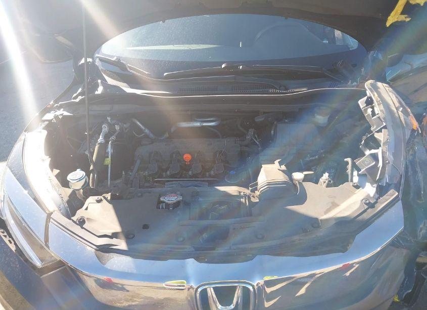 Photo 10 of 2019 Honda Hr-v LX (VIN 3CZRU6H3XKG710576)