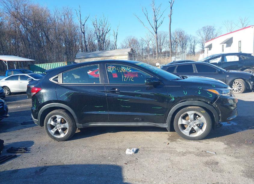 Photo 12 of 2019 Honda Hr-v LX (VIN 3CZRU6H3XKG710576)