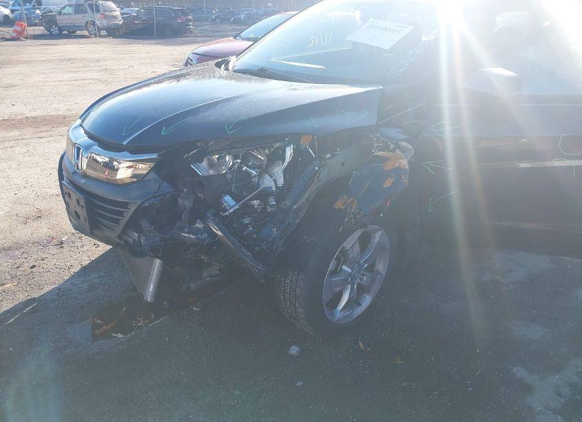 Photo 6 of 2019 Honda Hr-v LX (VIN 3CZRU6H3XKG710576)