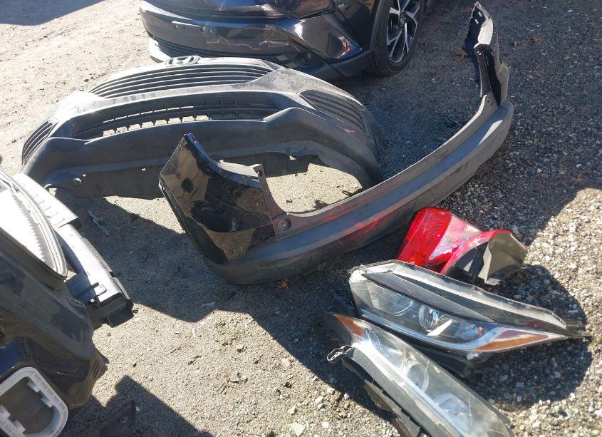 Photo 12 of 2019 Honda Hr-v LX (VIN 3CZRU6H3XKG731654)