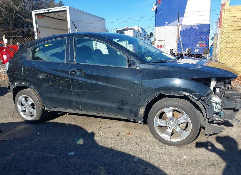 Photo 14 of 2019 Honda Hr-v LX (VIN 3CZRU6H3XKG731654)