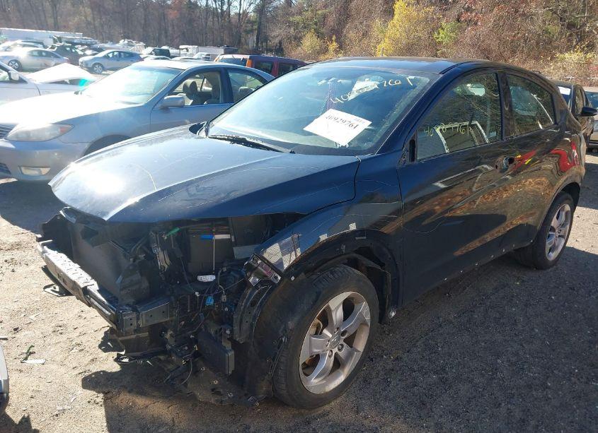 Photo 2 of 2019 Honda Hr-v LX (VIN 3CZRU6H3XKG731654)