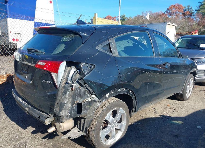 Photo 4 of 2019 Honda Hr-v LX (VIN 3CZRU6H3XKG731654)