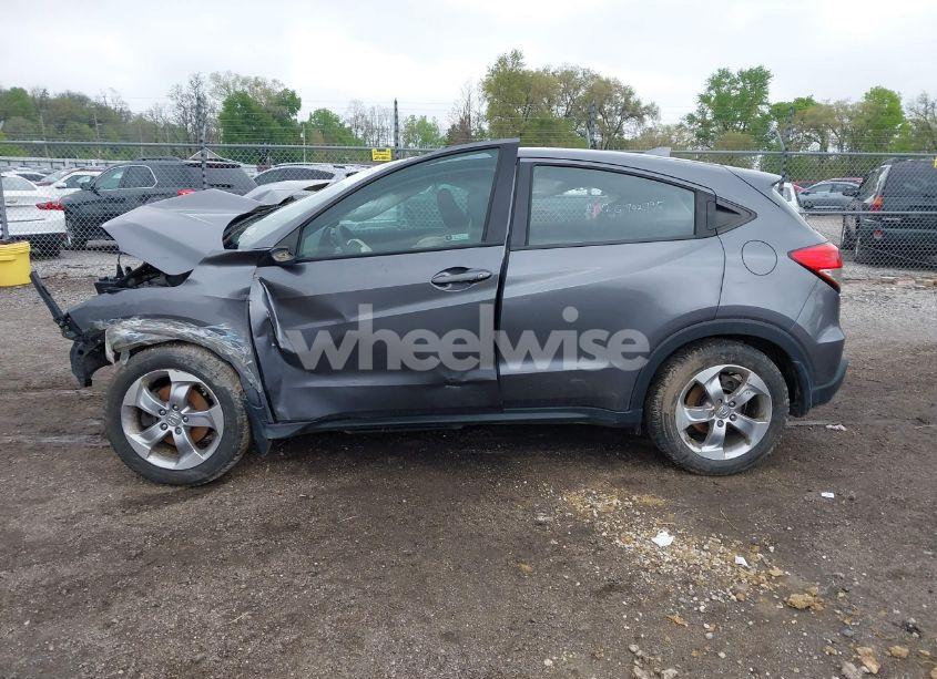 Photo 14 of 2020 Honda Hr-v AWD LX (VIN 3CZRU6H3XLG702995)