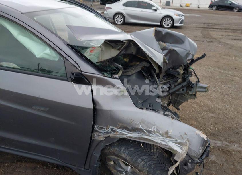 Photo 18 of 2020 Honda Hr-v AWD LX (VIN 3CZRU6H3XLG702995)