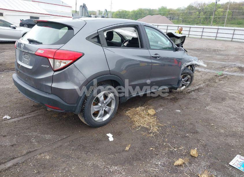 Photo 4 of 2020 Honda Hr-v AWD LX (VIN 3CZRU6H3XLG702995)