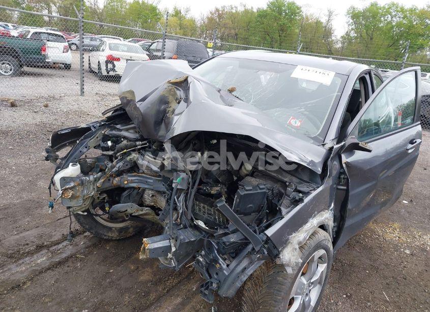 Photo 6 of 2020 Honda Hr-v AWD LX (VIN 3CZRU6H3XLG702995)