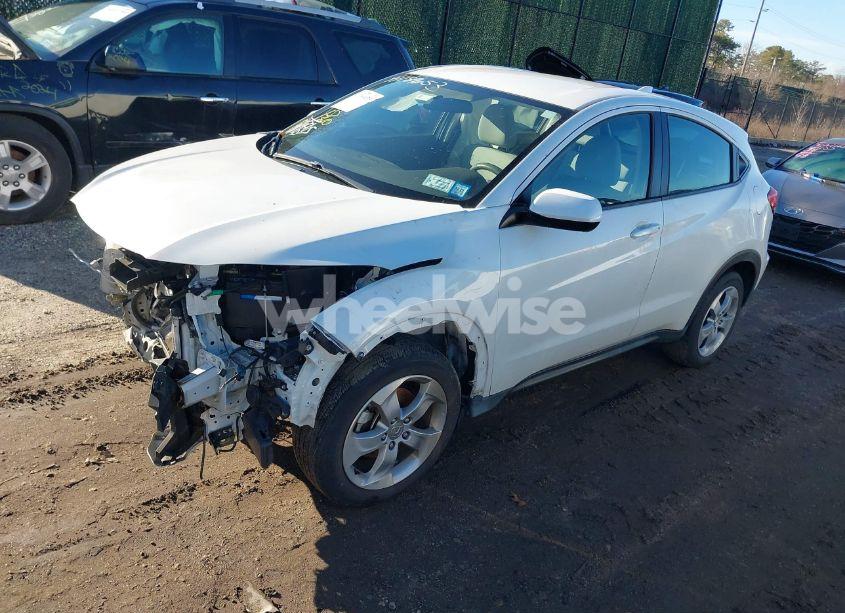 Photo 2 of 2020 Honda Hr-v AWD LX (VIN 3CZRU6H3XLM703047)