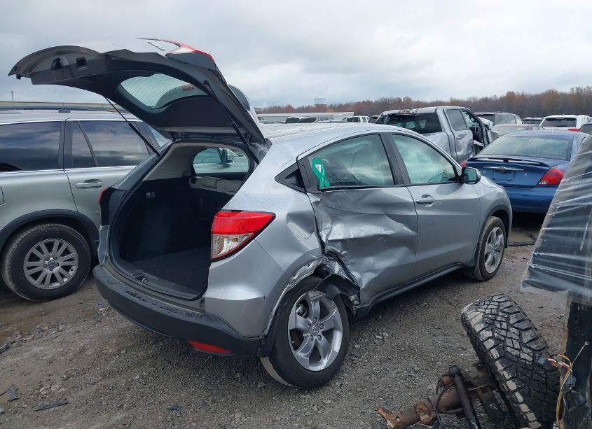 Photo 4 of 2021 Honda Hr-v AWD LX (VIN 3CZRU6H3XMM739631)