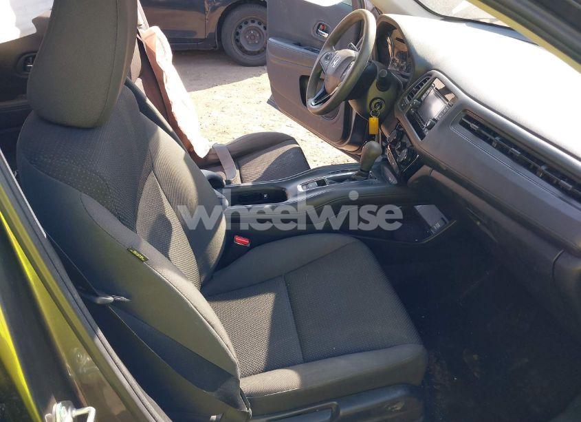 Photo 5 of 2021 Honda Hr-v AWD LX (VIN 3CZRU6H3XMM755358)