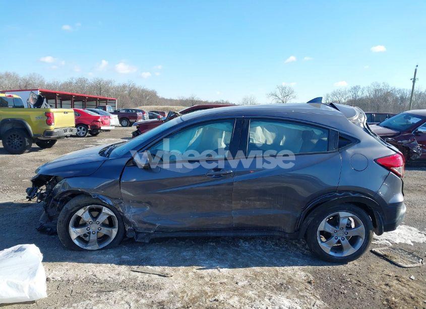 Photo 14 of 2022 Honda Hr-v AWD LX (VIN 3CZRU6H3XNM733409)
