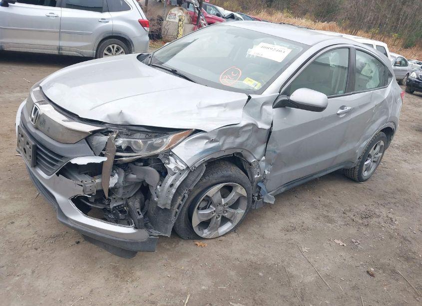 Photo 2 of 2022 Honda Hr-v AWD LX (VIN 3CZRU6H3XNM757046)