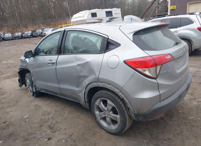 Photo 3 of 2022 Honda Hr-v AWD LX (VIN 3CZRU6H3XNM757046)