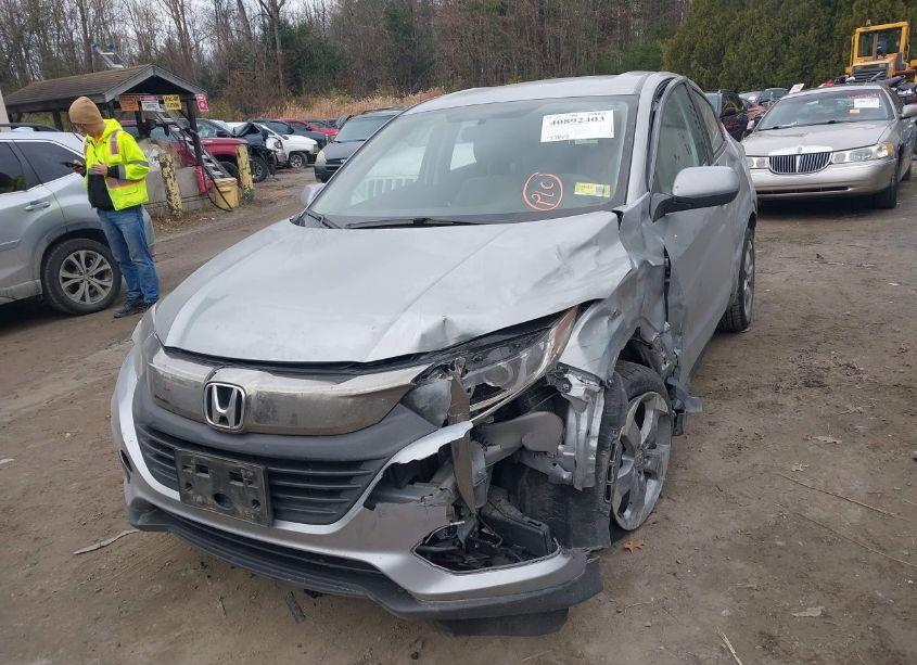 Photo 6 of 2022 Honda Hr-v AWD LX (VIN 3CZRU6H3XNM757046)