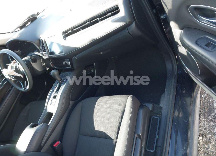 Photo 5 of 2017 Honda Hr-v EX (VIN 3CZRU6H50HM722313)