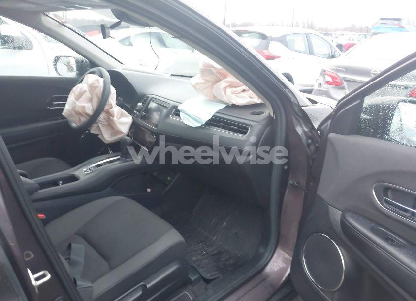 Photo 5 of 2019 Honda Hr-v EX (VIN 3CZRU6H50KM721220)