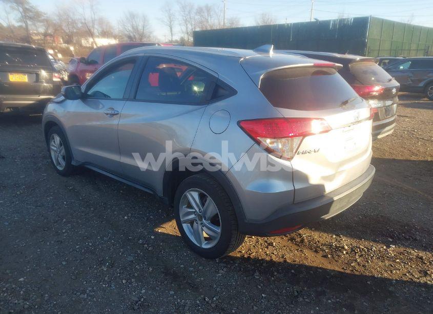 Photo 3 of 2019 Honda Hr-v EX (VIN 3CZRU6H50KM725915)