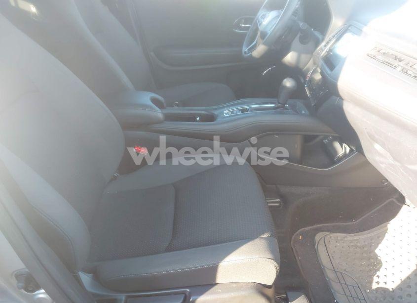 Photo 5 of 2019 Honda Hr-v EX (VIN 3CZRU6H50KM725915)