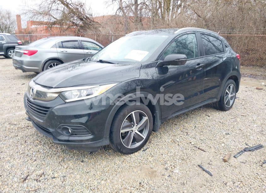 Photo 2 of 2021 Honda Hr-v AWD EX (VIN 3CZRU6H50MM717686)