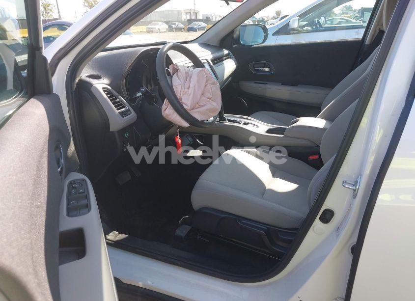 Photo 5 of 2021 Honda Hr-v AWD EX (VIN 3CZRU6H50MM723942)