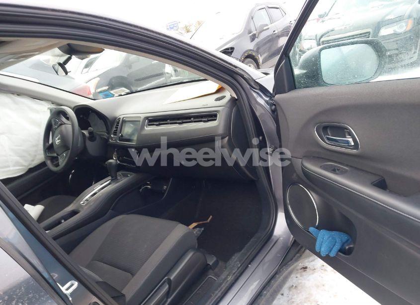 Photo 5 of 2021 Honda Hr-v AWD EX (VIN 3CZRU6H50MM734567)