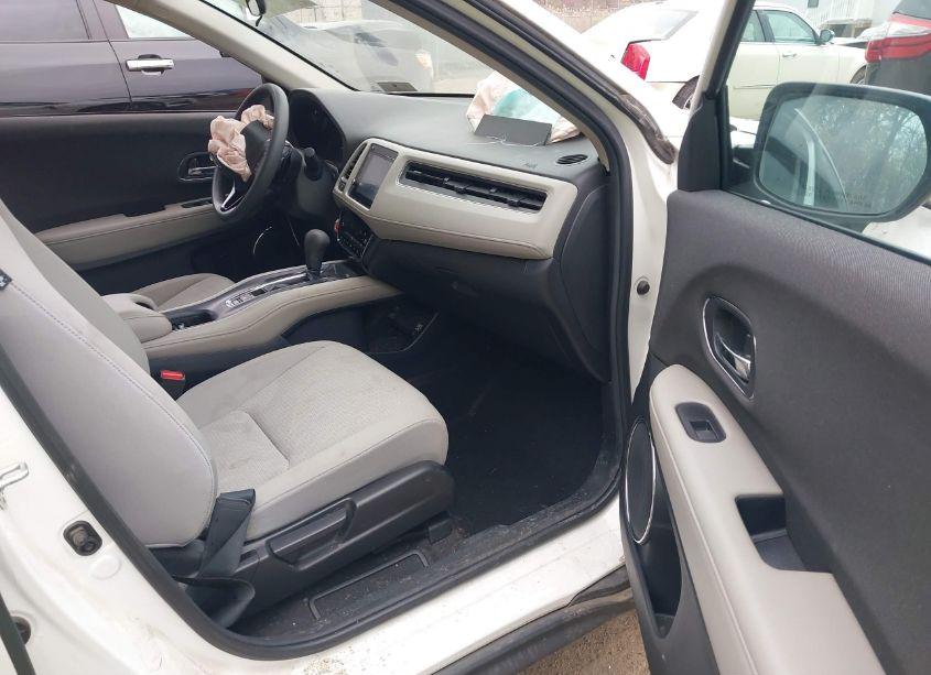 Photo 5 of 2021 Honda Hr-v AWD EX (VIN 3CZRU6H50MM735069)