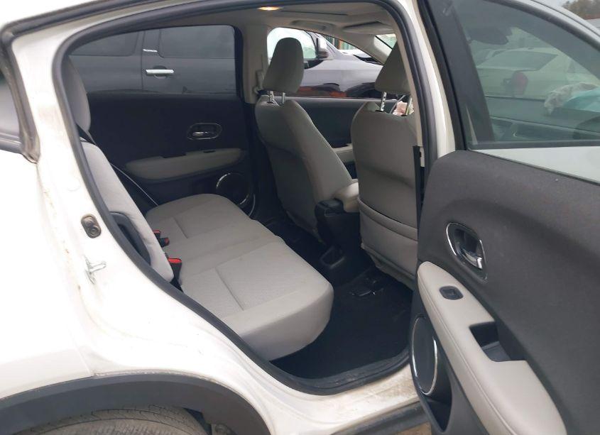 Photo 8 of 2021 Honda Hr-v AWD EX (VIN 3CZRU6H50MM735069)