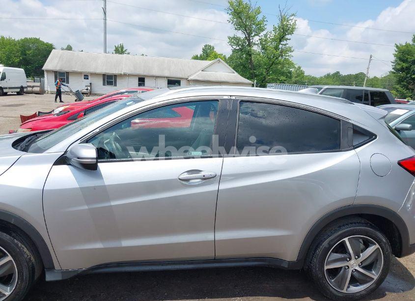 Photo 14 of 2022 Honda Hr-v AWD EX (VIN 3CZRU6H50NM759955)