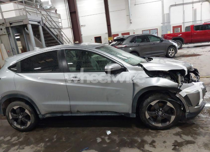 Photo 13 of 2018 Honda Hr-v EX (VIN 3CZRU6H51JG703452)
