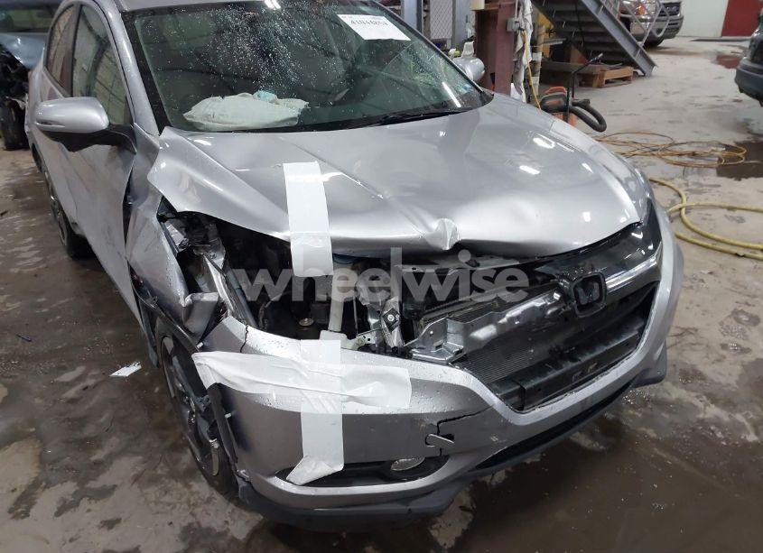 Photo 6 of 2018 Honda Hr-v EX (VIN 3CZRU6H51JG703452)