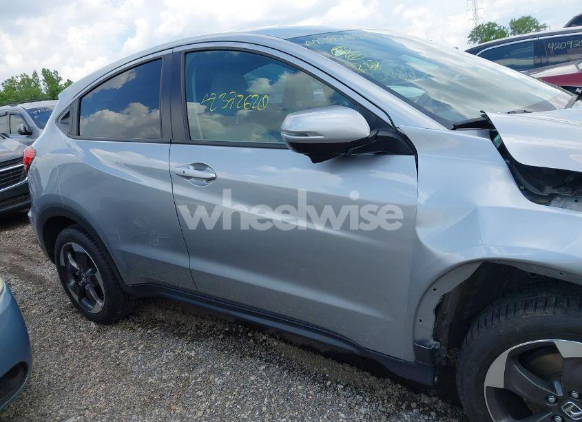 Photo 13 of 2018 Honda Hr-v EX (VIN 3CZRU6H51JG712281)