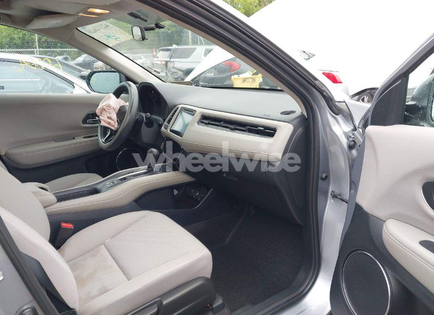 Photo 5 of 2018 Honda Hr-v EX (VIN 3CZRU6H51JG712281)